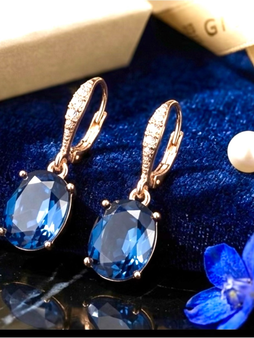 New Timeless elegance in every detail. ✨ Deep blue Givenchy drops